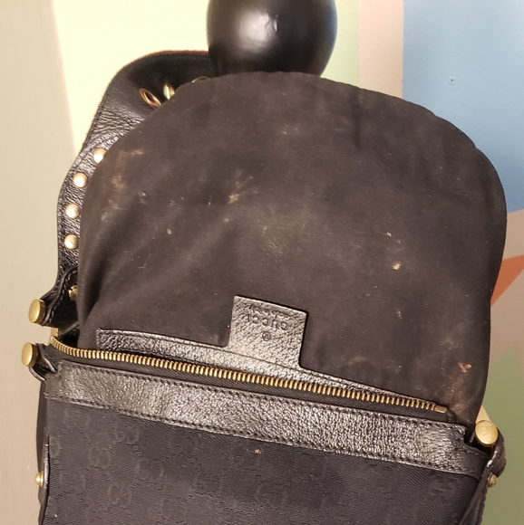 GUCCI Black Small Shoulder Bag - Picture 6 of 14